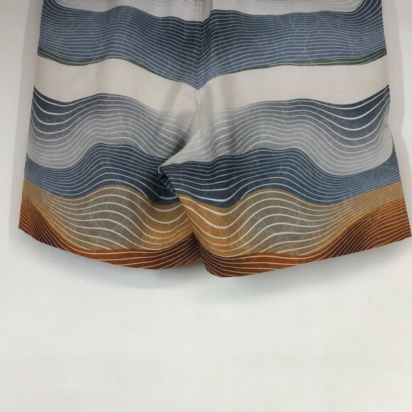 LEISURE LAB - MEN'S 1- BLUE & WHITE LINED SWIM TRUNKS - Picture 7 of 8